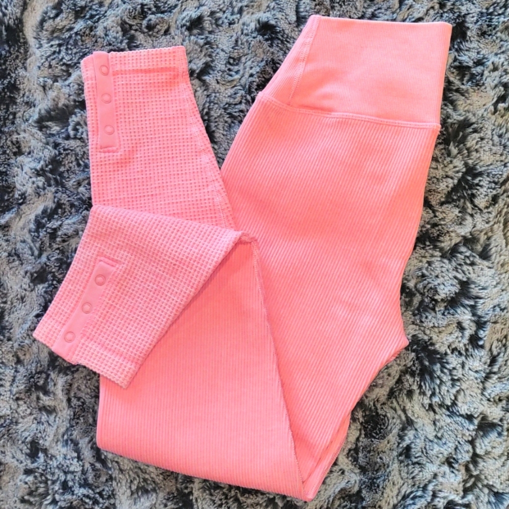Aerie | Ribbed Leggings.